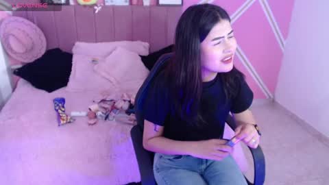 isabela online show from February 5, 8:46 pm