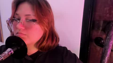 Isa online show from September 28, 9:14 am