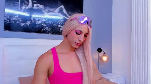 Isa Lancaster online show from September 17, 7:48 pm