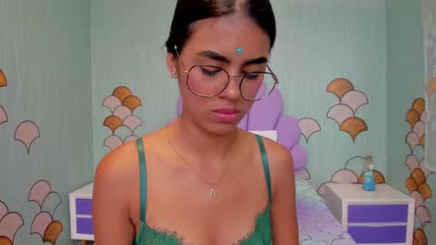    online show from January 7, 5:20 pm