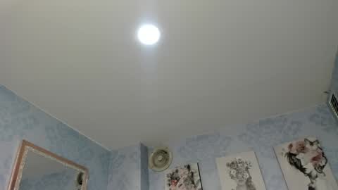    online show from January 31, 6:25 pm