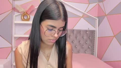    online show from February 11, 10:39 pm