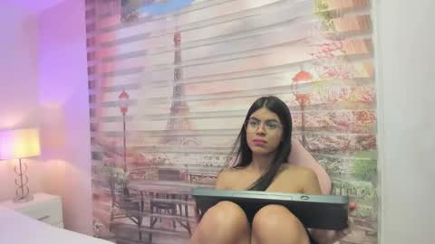    online show from October 8, 10:13 am