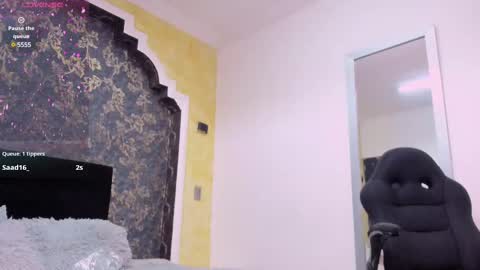 Isa  online show from February 24, 3:31 pm