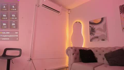 Isa  online show from October 31, 9:10 am