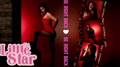 Snapshot of isa_little_star chatting on February 20, 6:26 am Isa online show from February 20, 6:26 am