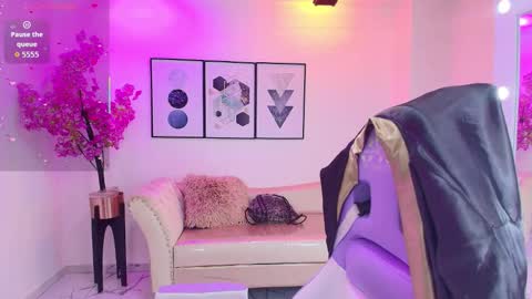 Snapshot of isa_reel chatting on November 24, 7:35 pm ISA online show from November 24, 7:35 pm