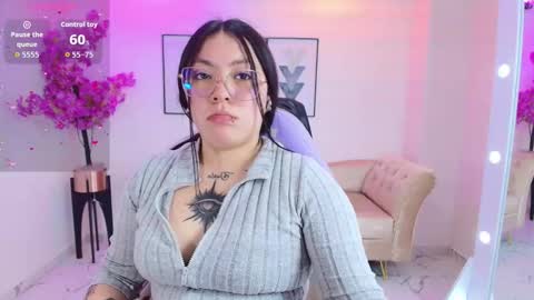 Snapshot of isa_reel chatting on December 16, 8:14 pm ISA online show from December 16, 8:14 pm