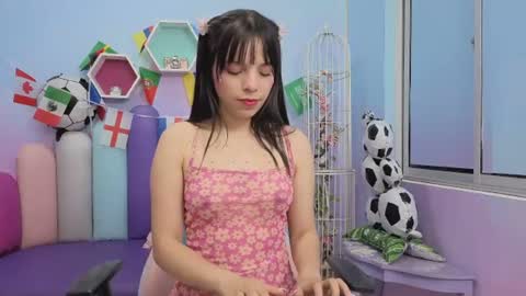 Isaa Skinny  online show from June 25, 5:12 am