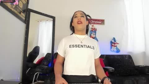 isabella online show from December 16, 9:20 pm