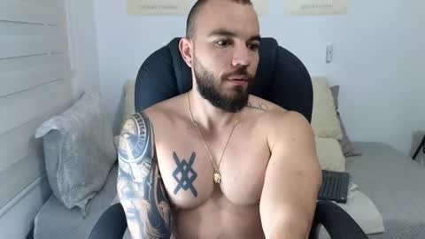 Snapshot of isaac_carter chatting on September 29, 11:04 am Isaac carter online show from September 29, 11:04 am