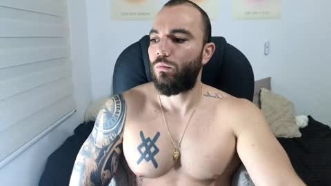 Isaac carter online show from November 8, 10:48 am