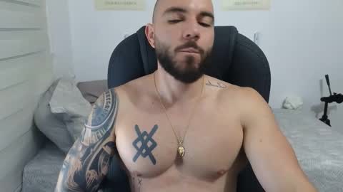 Isaac carter online show from April 14, 11:16 am