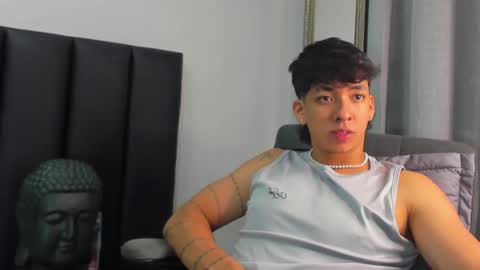 isaac_cryston online show from February 18, 10:25 pm