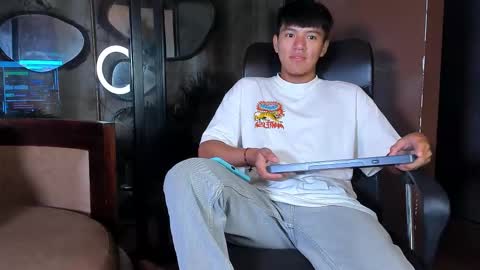 isaac_grimm online show from January 15, 3:22 am