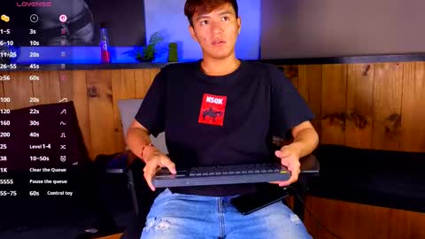 isaac_grimm online show from March 21, 9:36 am