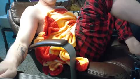 isaac online show from December 23, 12:08 pm