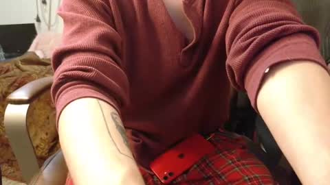 isaac online show from January 1, 1:37 am