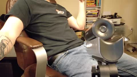 isaac online show from January 18, 8:10 am