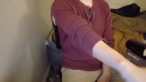 isaac online show from December 15, 1:21 am