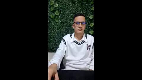 Isaac online show from March 3, 5:13 am