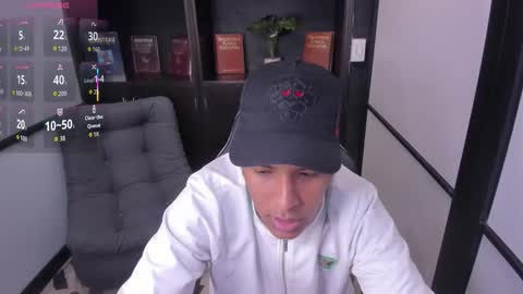 Snapshot of isaacblack_ chatting on October 11, 6:12 am IsaacBlack online show from October 11, 6:12 am