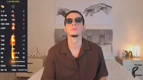 isaacblaze  online show from July 8, 3:44 am