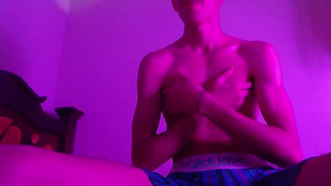 isaac online show from December 21, 1:58 am