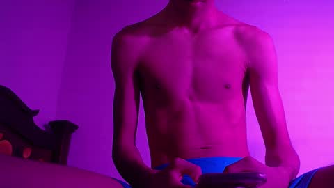 isaac online show from December 31, 10:34 pm