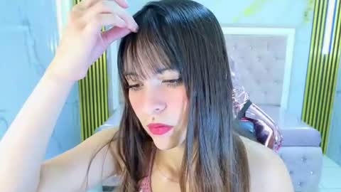 isabeau_s online show from June 20, 1:36 pm