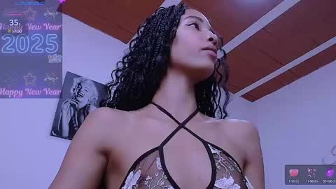 Snapshot of isabel_bailey chatting on January 3, 11:23 pm isabel online show from January 3, 11:23 pm