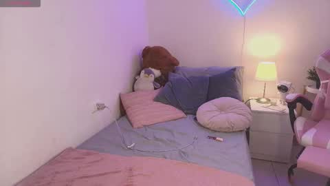 Isabel online show from December 3, 3:36 am