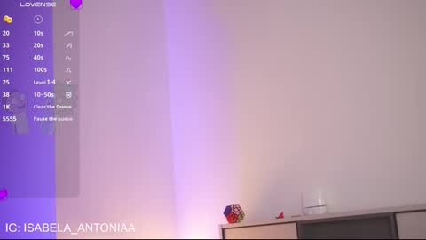    online show from October 20, 12:05 pm