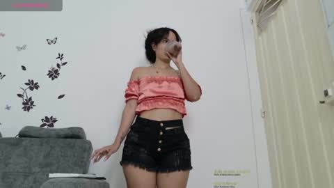 Snapshot of isabela_cuteass chatting on June 15, 5:26 pm isabela online show from June 15, 5:26 pm