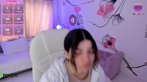Snapshot of isabela_fiorelli chatting on July 2, 2:45 pm isabela_fiorelli online show from July 2, 2:45 pm