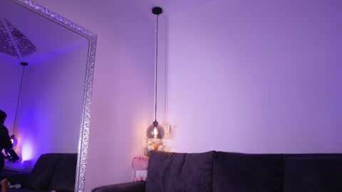 Isabela online show from May 9, 11:48 am