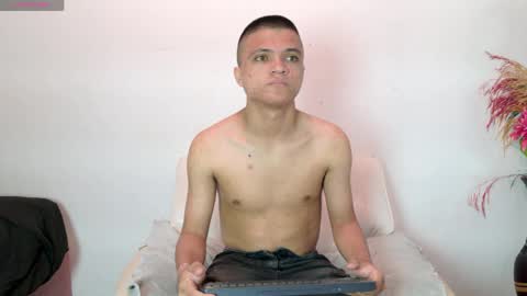 Isabella online show from April 7, 3:07 am