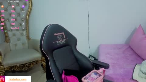 ISABELA  online show from May 28, 12:02 pm