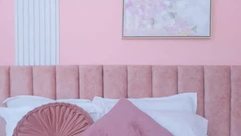 Isabela online show from December 1, 5:51 pm