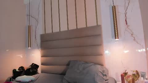 isabelastefano online show from June 26, 3:44 am