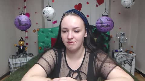 IsabelBlackberry online show from October 27, 6:06 am