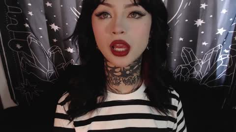 Snapshot of isabella__dark chatting on January 28, 9:08 pm online show from January 28, 9:08 pm