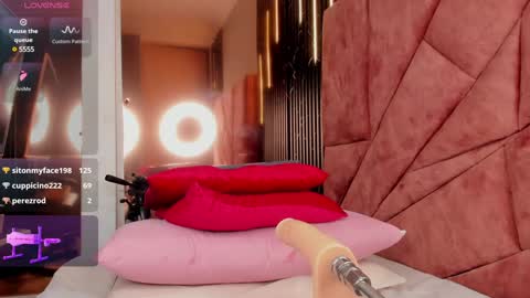 Snapshot of isabella_arias1 chatting on February 1, 4:03 am Isabella Arias online show from February 1, 4:03 am