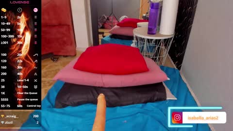 Snapshot of isabella_arias1 chatting on March 10, 7:10 am Isabella Arias online show from March 10, 7:10 am