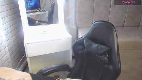 Hi Stream 800am to 200pm online show from March 23, 1:04 pm