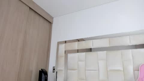 isabella_gomez11 online show from February 2, 5:48 pm