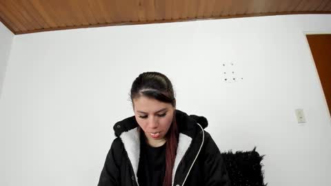 isabella_jaramillo online show from October 17, 12:19 pm