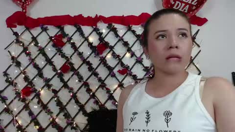 isabella_jaramillo online show from June 2, 5:26 pm