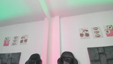 Isabella Moon9 online show from May 20, 11:27 am