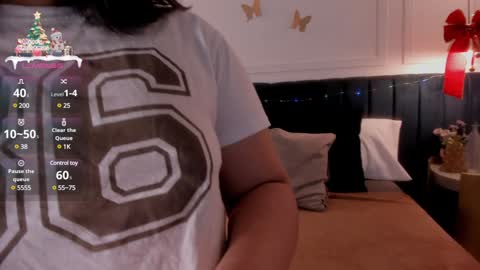 Isabella online show from December 27, 8:50 pm